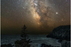 Made from 7 light frames by Starry Landscape Stacker 1.8.0.  Algorithm: Min Horizon Noise